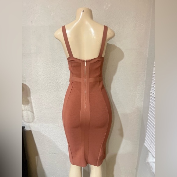 BARDOT Katy Mixed Stitch Sweater Dress In Chestnut US 6 - Picture 11 of 14